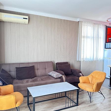Apartament On Rustaveli Батуми Экстерьер фото